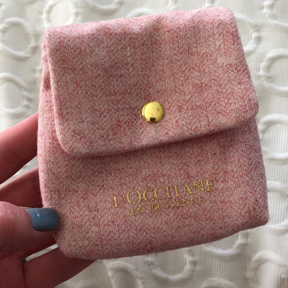 FREE WITH PURCHASE L’Occitane en Provence Pouch - Picture 3 of 8